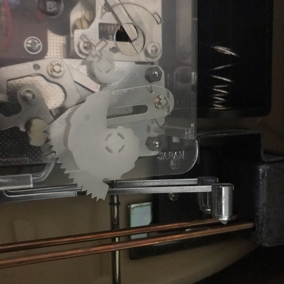 Vintage 1970s Caravelle wall clock - Picture 6 of 9